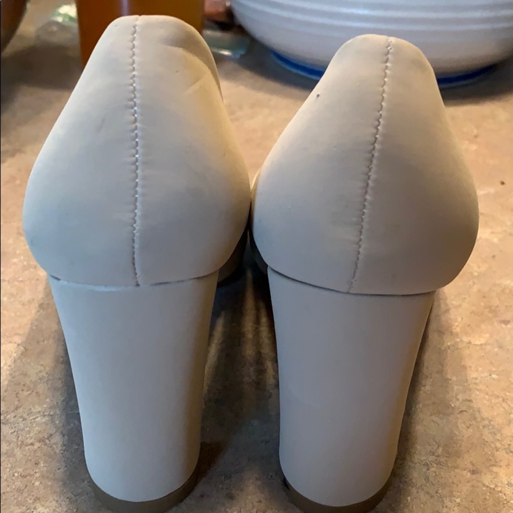Shoes - Picture 5 of 5